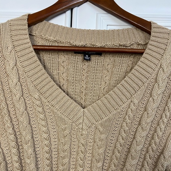 EUC Women’s Medium Love Tree V Neck Cropped Sweater with a Cable Knit in Tan - Picture 3 of 8